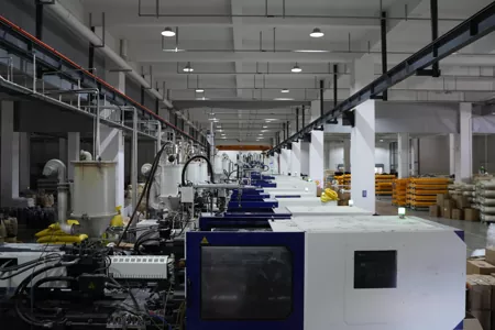 Visita a la fábrica: cómo realizamos la inspección AQL para cada lote de cascos de motocicleta